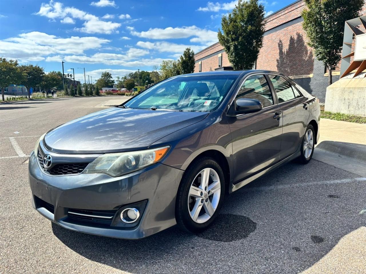Toyota Camry  2014
