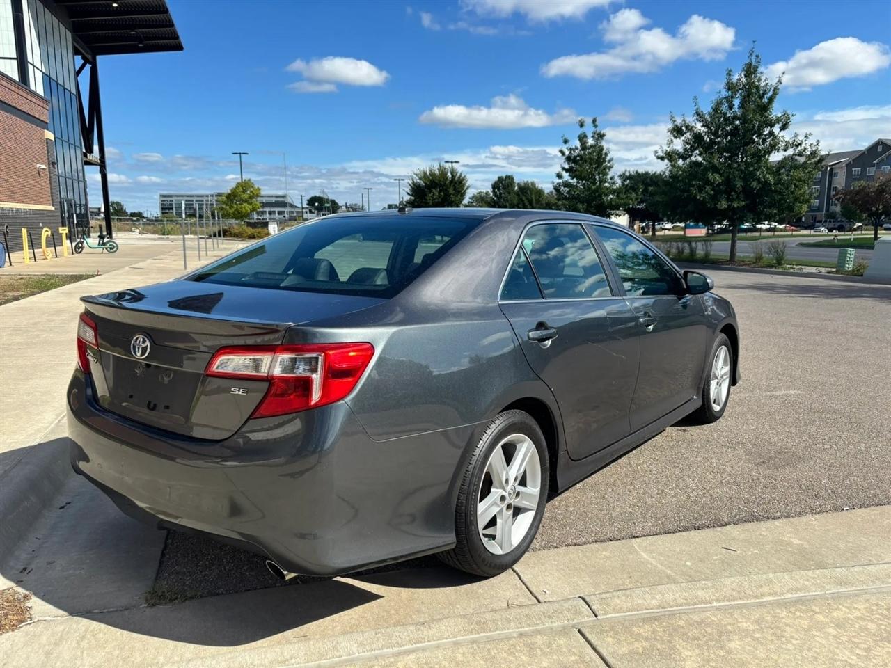 Toyota Camry  2014