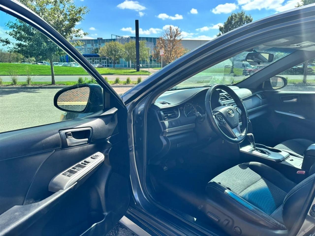 Toyota Camry  2014