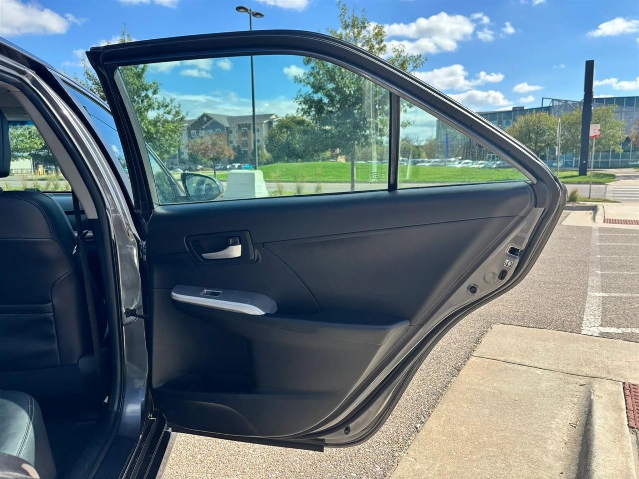 Toyota Camry  2014
