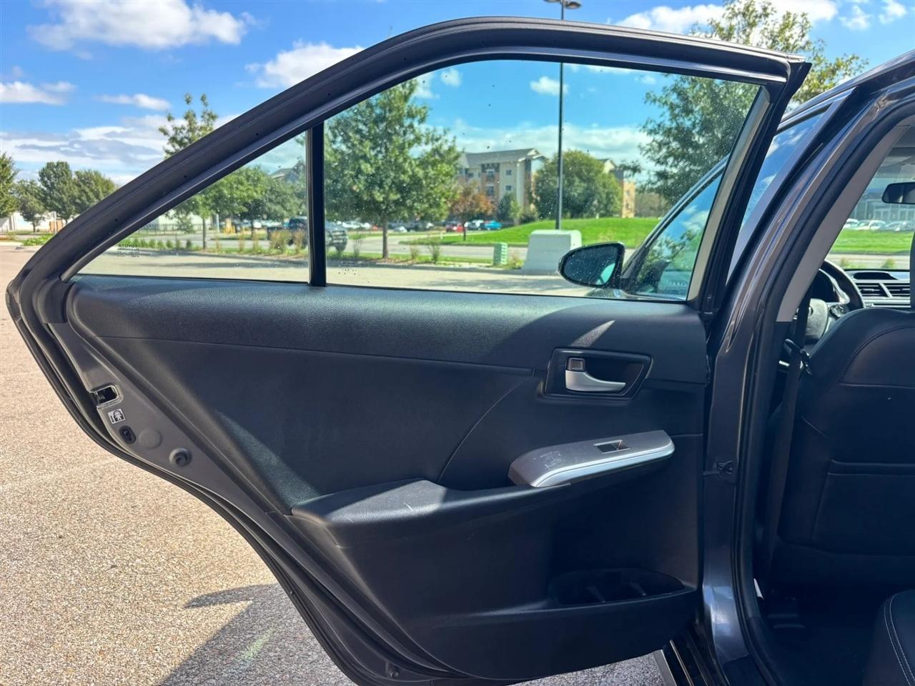 Toyota Camry  2014