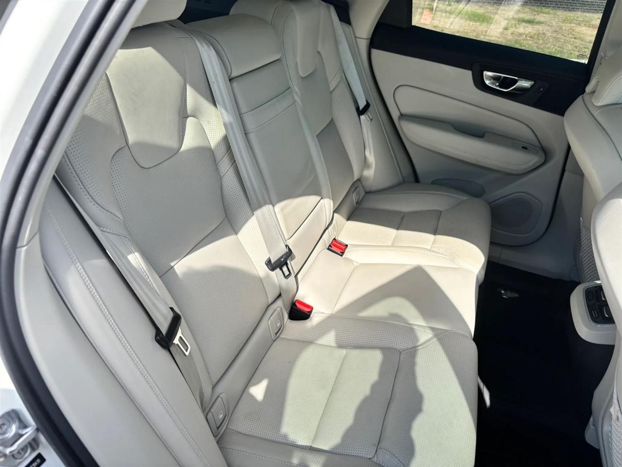 2021 Volvo XC60 Inscription - Photo 25