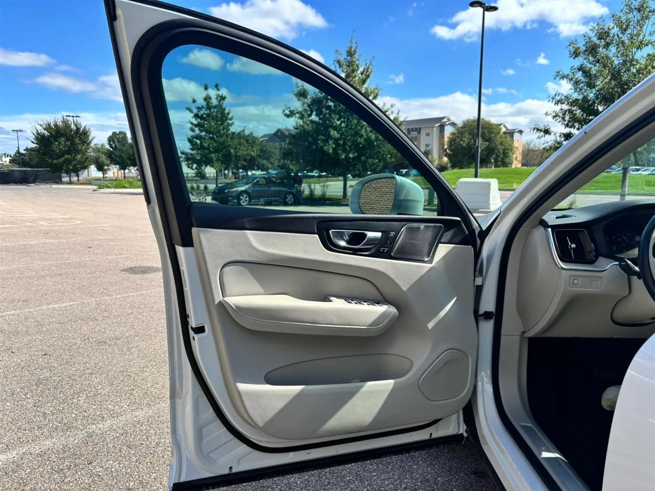 Volvo S60  2019