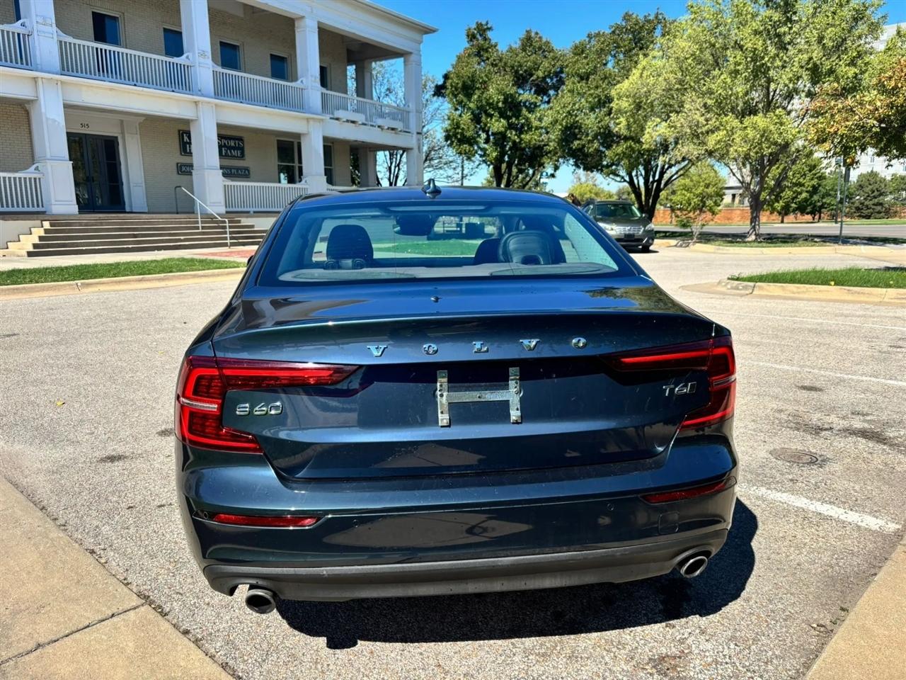 Volvo S60  2019