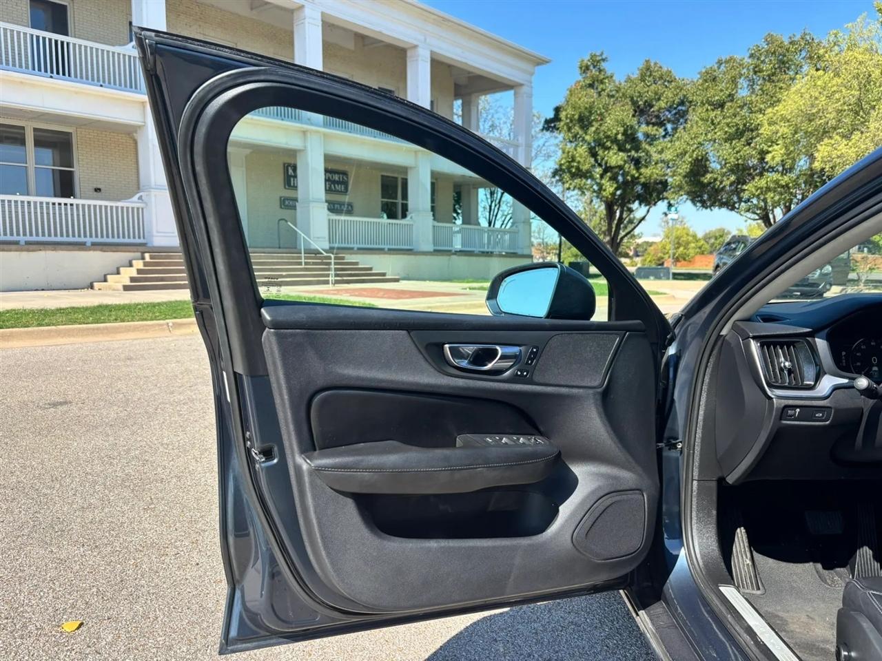 Volvo S60  2019