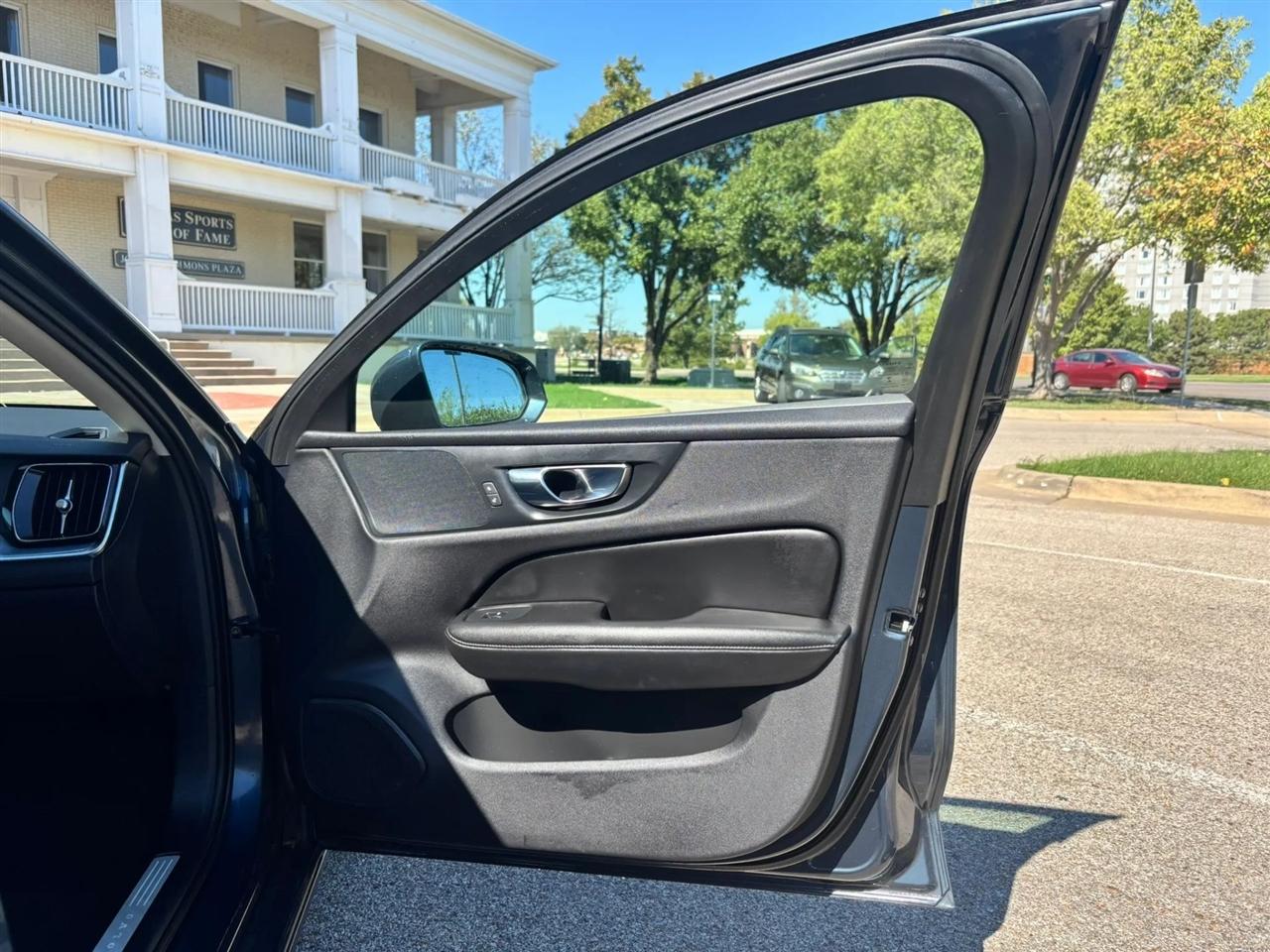 Volvo S60  2019
