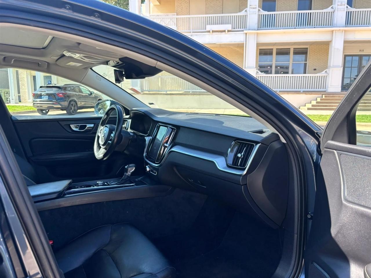 Volvo S60  2019