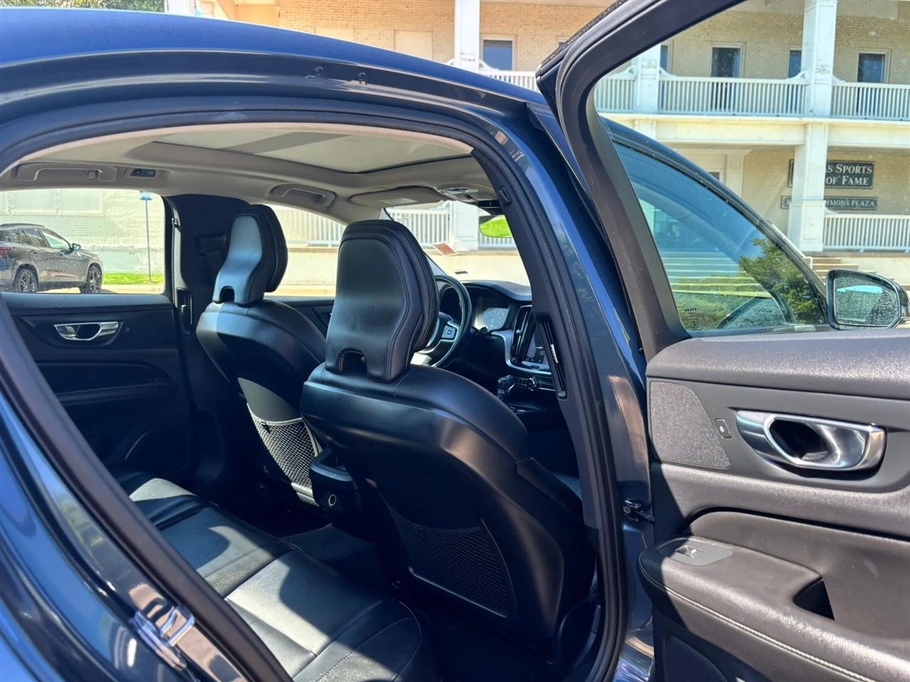 Volvo S60  2019