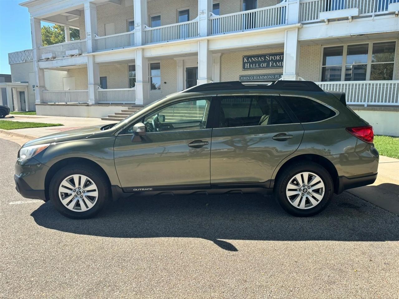 Subaru Outback  2017