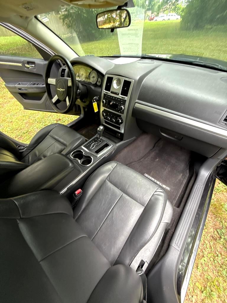 Chrysler 300  2009 Chrysler 300  2009