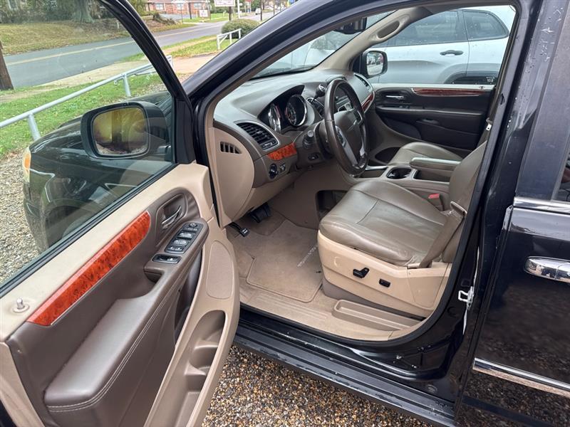 Chrysler Town & Country  2014