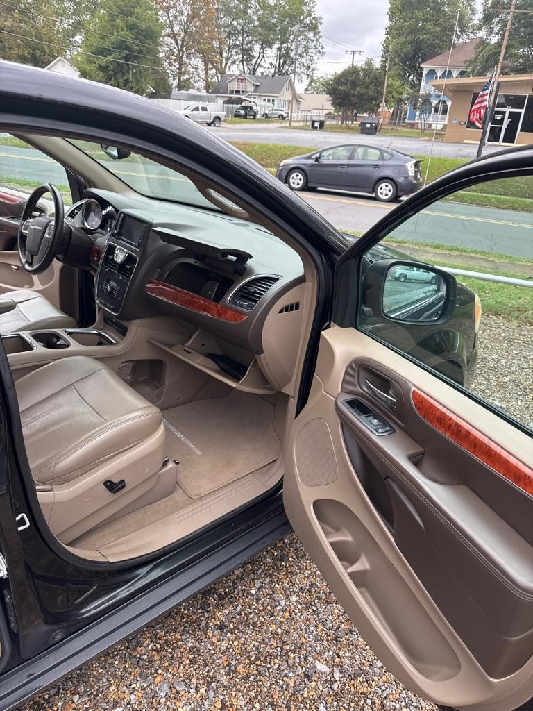 Chrysler Town & Country  2014