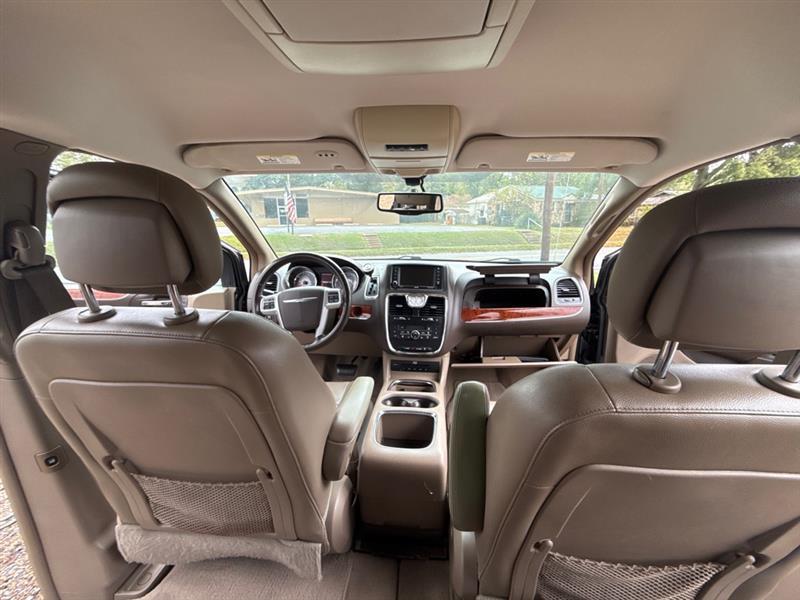 Chrysler Town & Country  2014