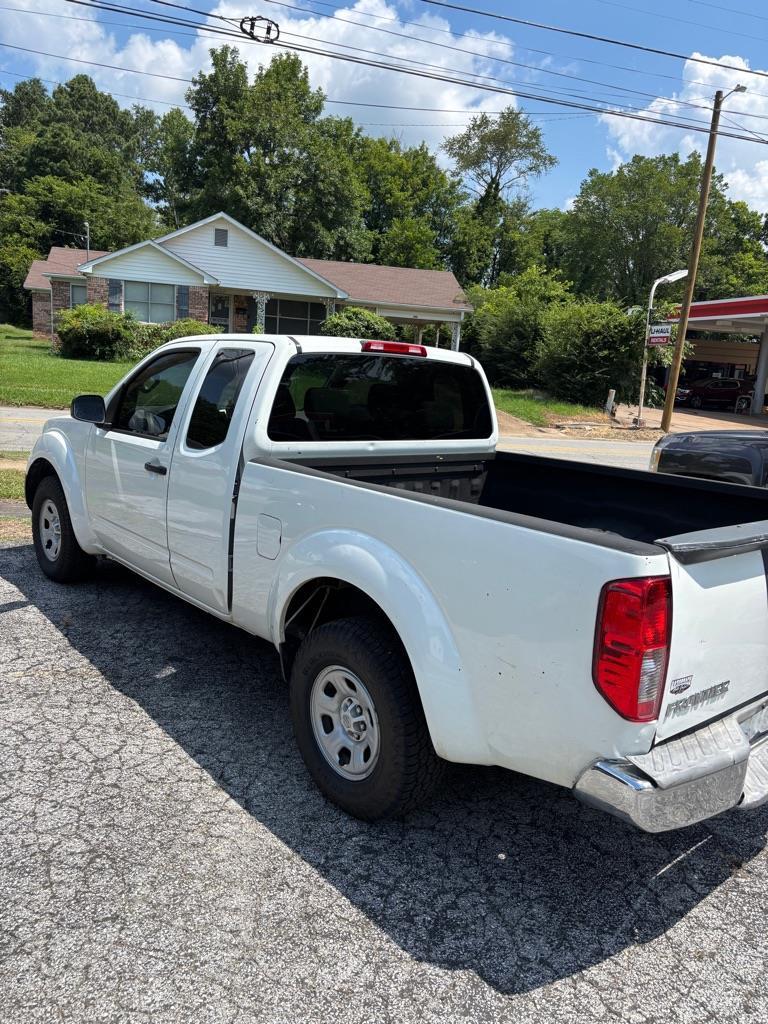 Nissan Frontier  2015