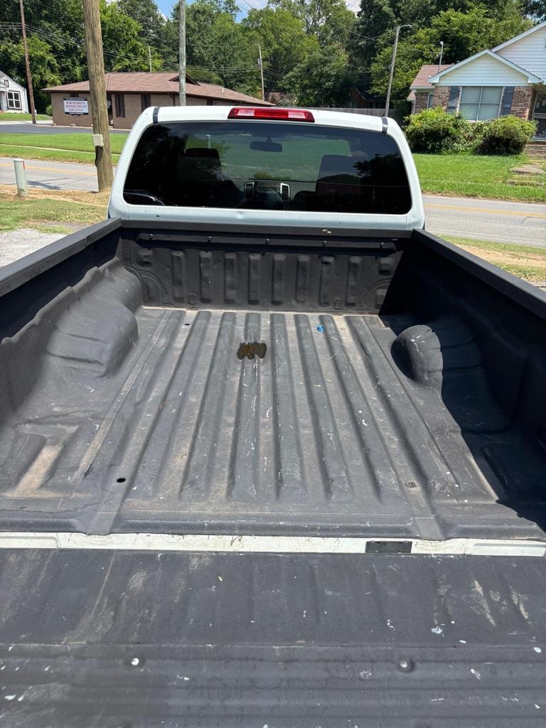 Nissan Frontier  2015