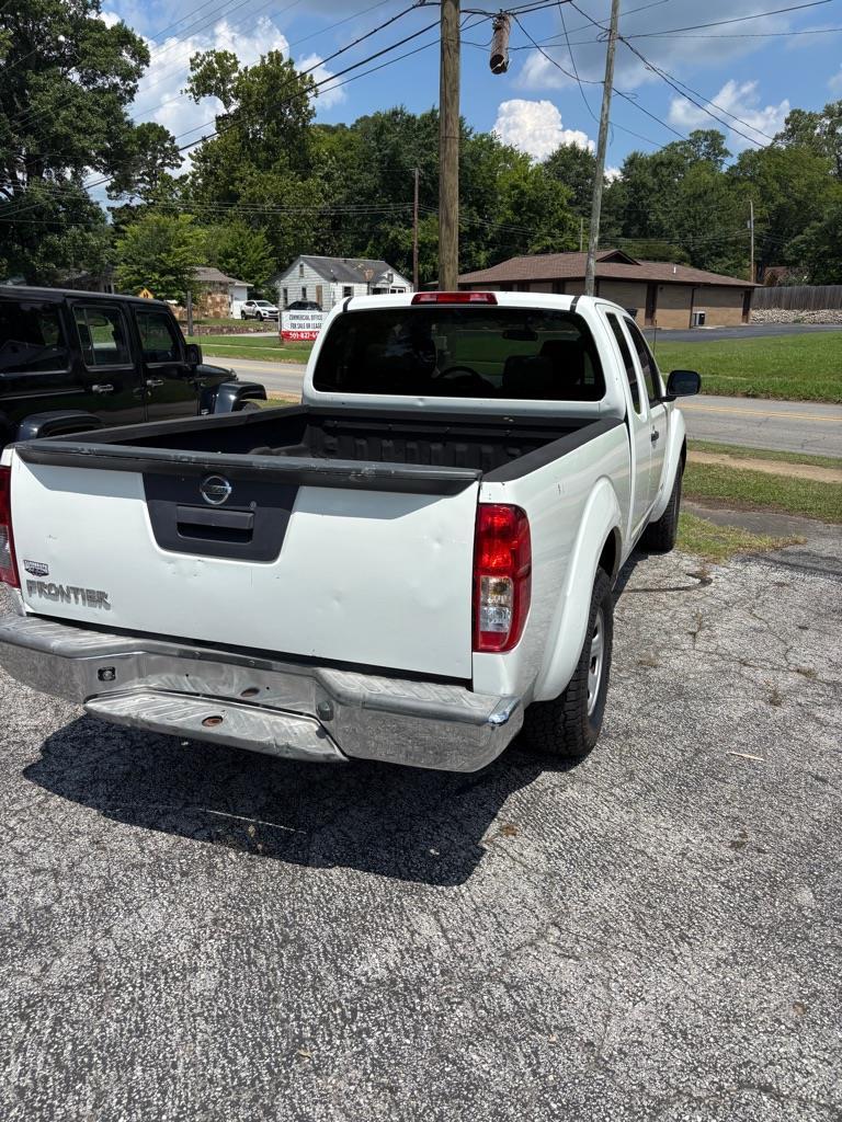 Nissan Frontier  2015
