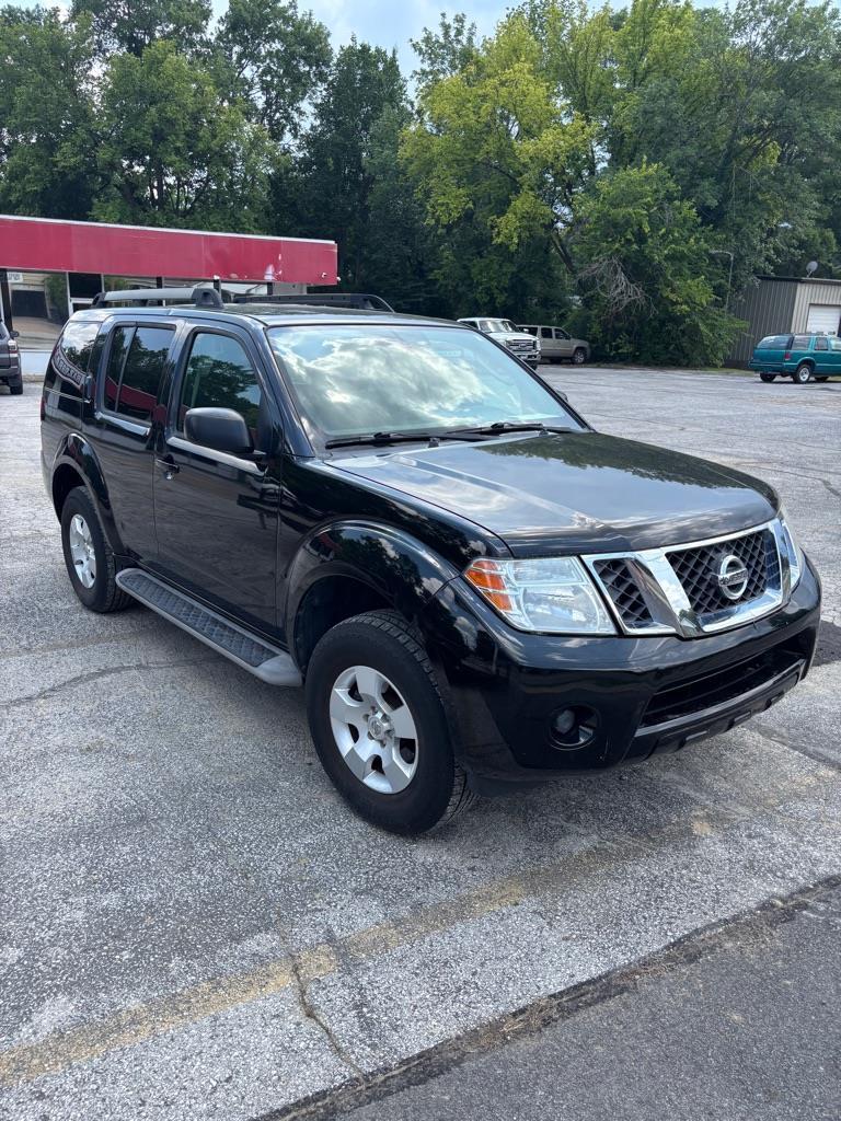 Nissan Pathfinder  2010