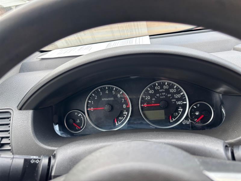 Nissan Pathfinder  2010