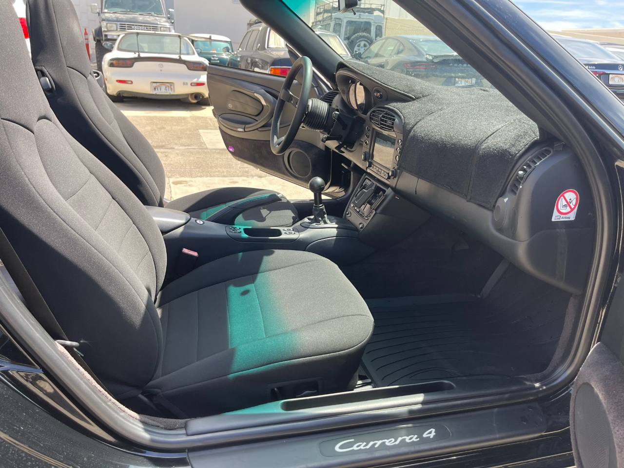 Porsche 911 Carrera 4 2001