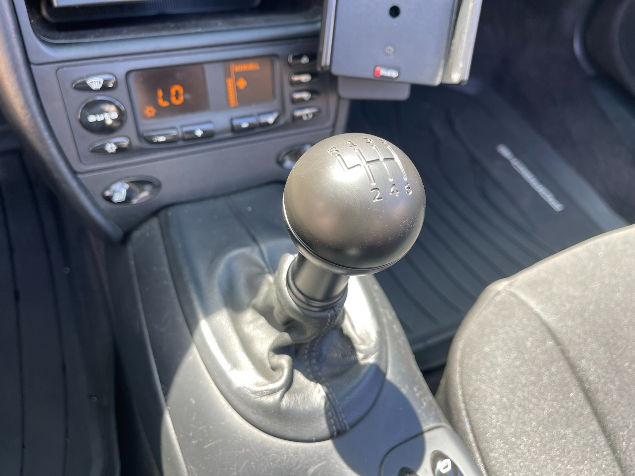 Porsche 911 Carrera 4 2001