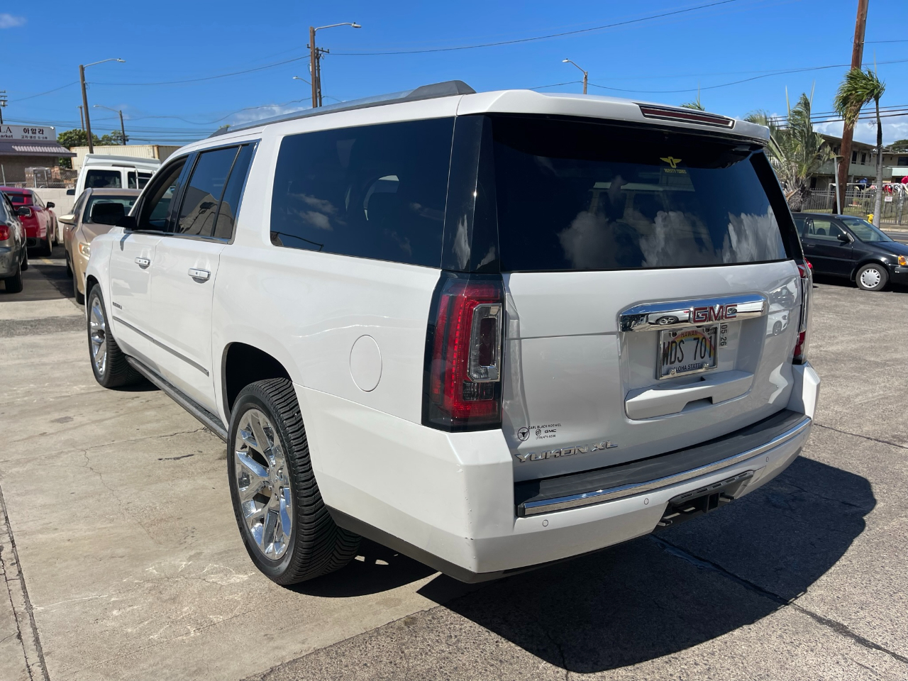 GMC Yukon XL Denali 4WD 2017