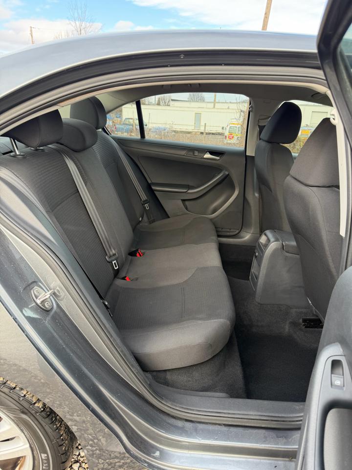 Volkswagen Jetta S 5M 2015