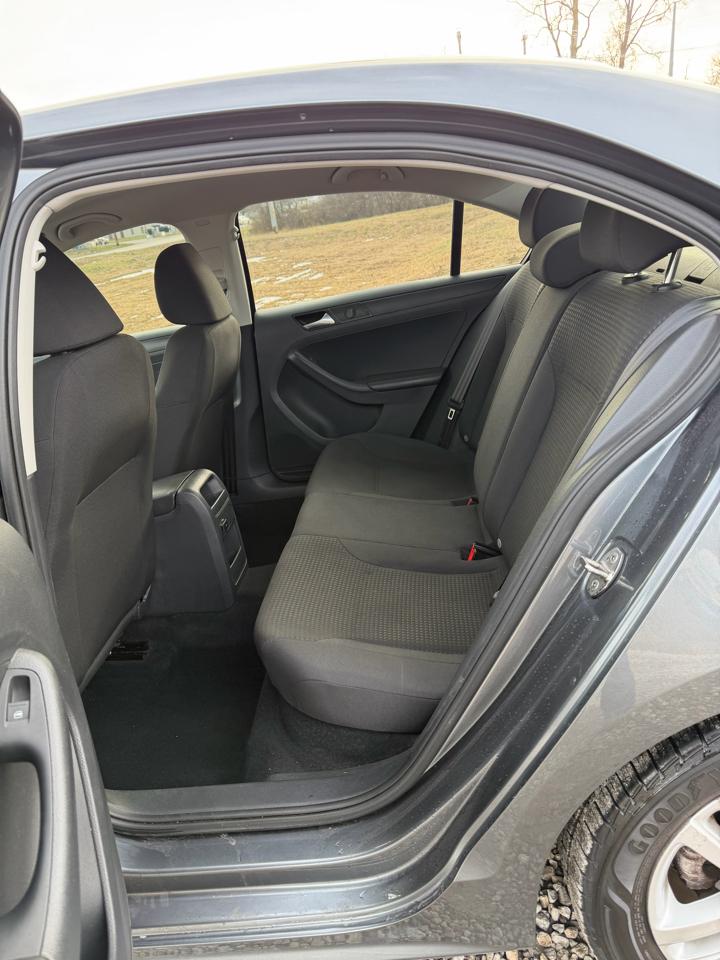 Volkswagen Jetta S 5M 2015