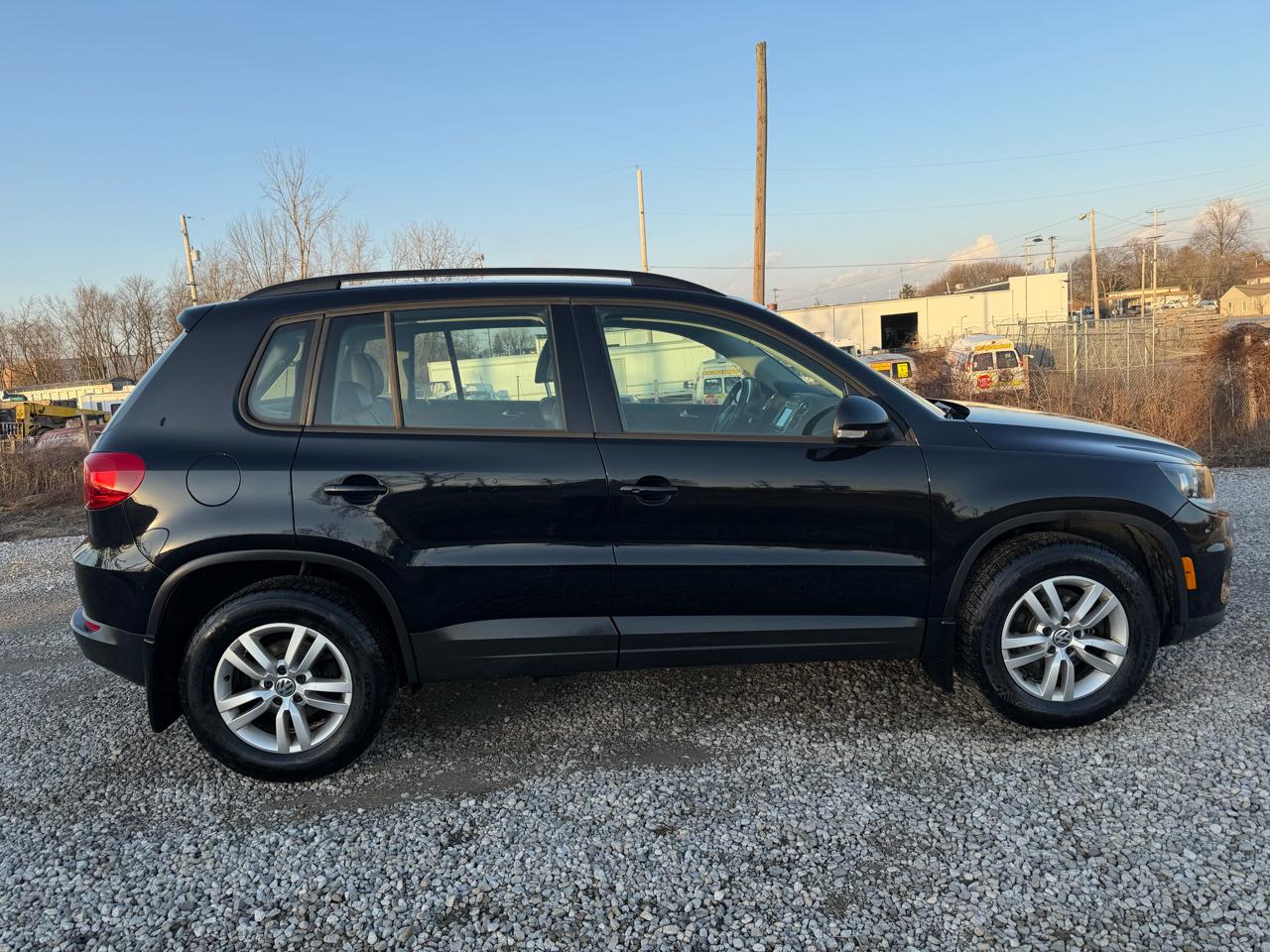 Volkswagen Tiguan S 4Motion 2017