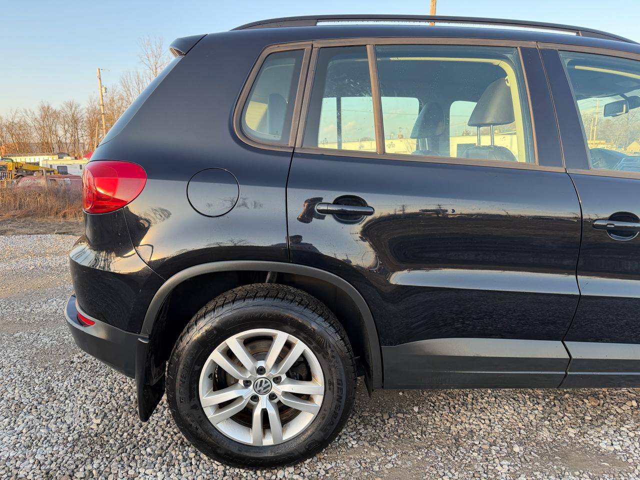 Volkswagen Tiguan S 4Motion 2017