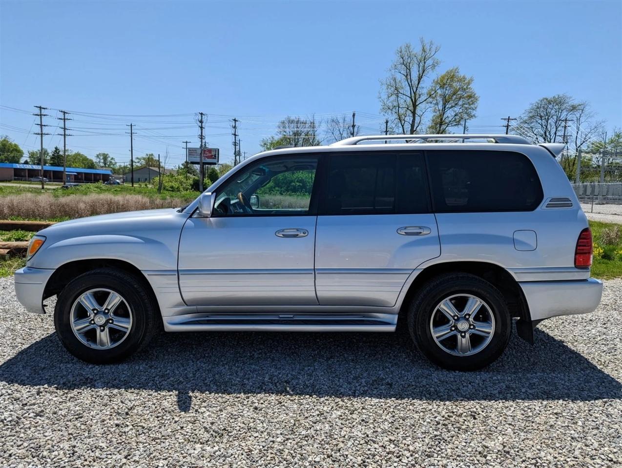 Lexus LX 470 Sport Utility 2006