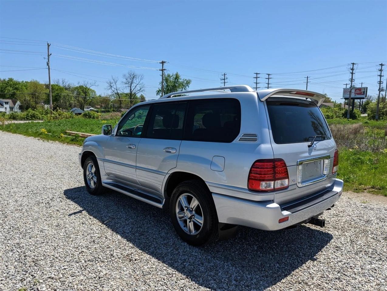 Lexus LX 470 Sport Utility 2006