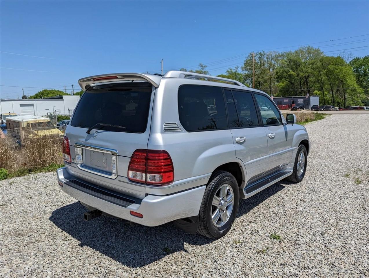 Lexus LX 470 Sport Utility 2006