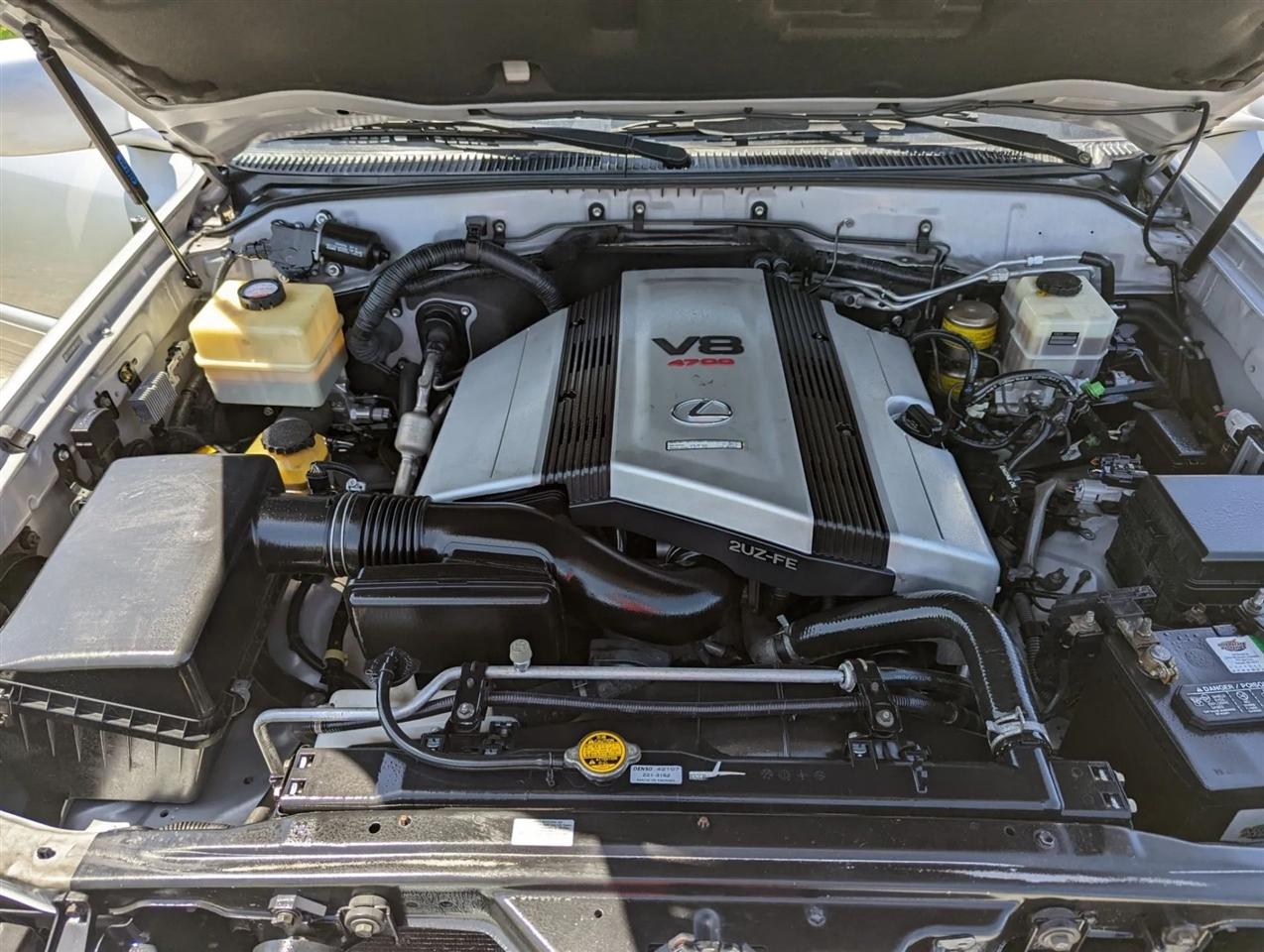 Lexus LX 470 Sport Utility 2006