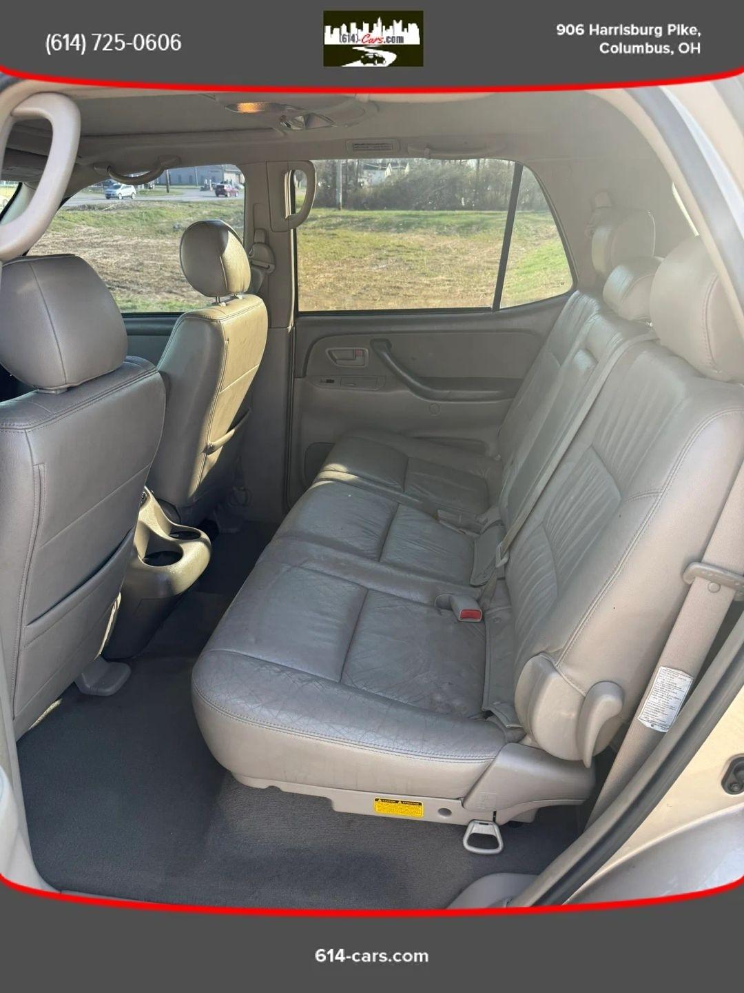 Toyota Sequoia SR5 4WD 2005