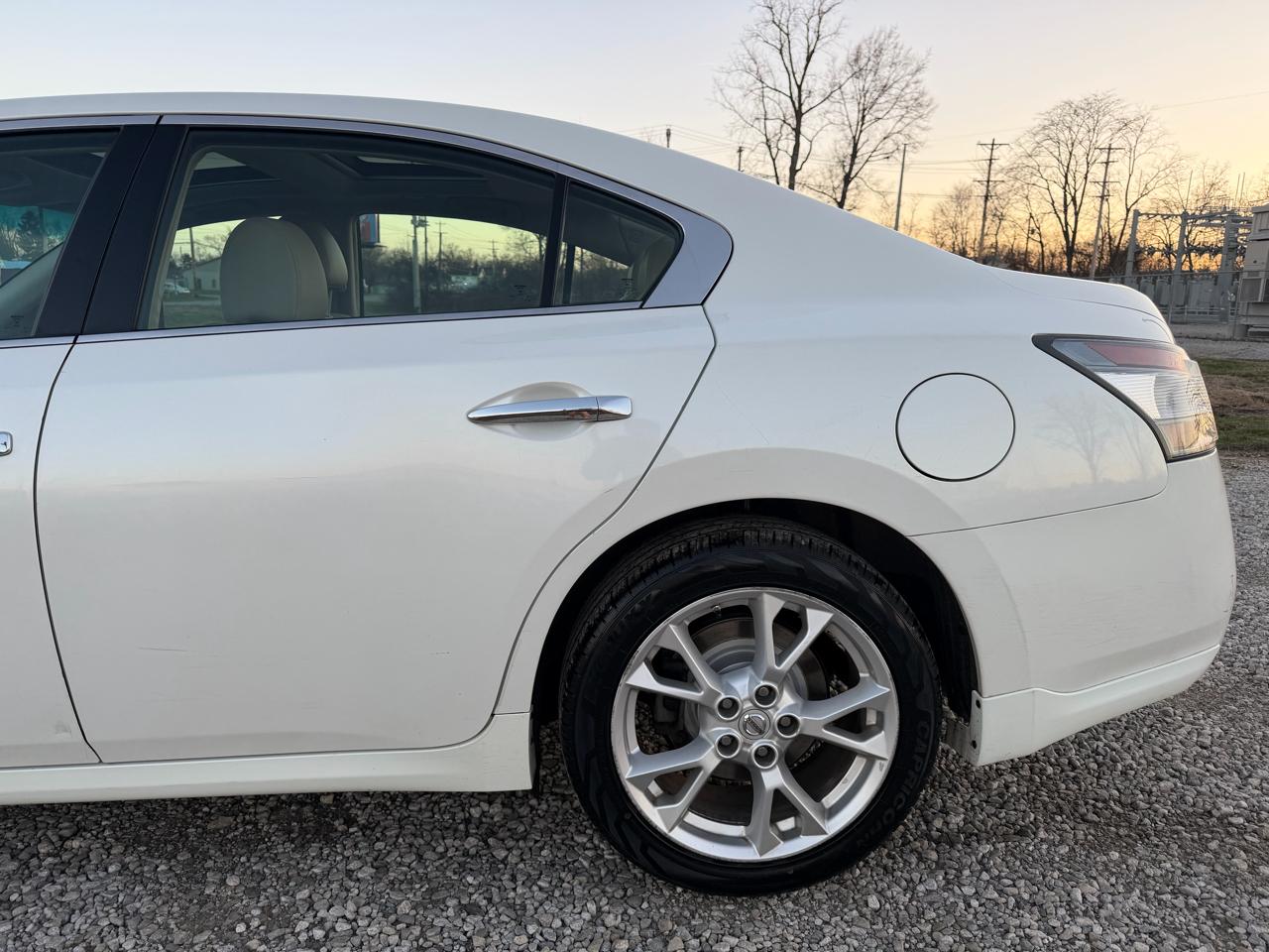 Nissan Maxima S 2014