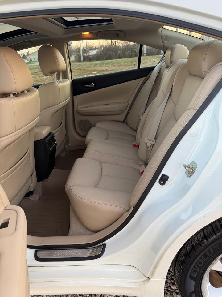 Nissan Maxima S 2014