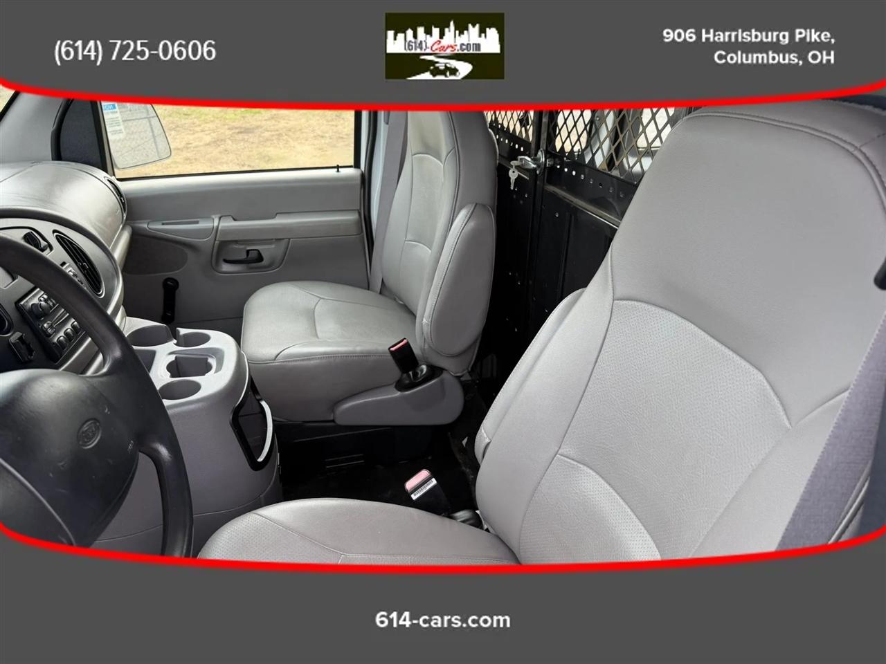 Ford Econoline E150 2002