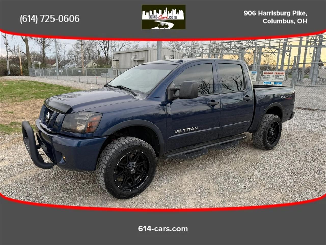 Nissan Titan SV Crew Cab 4WD 2012