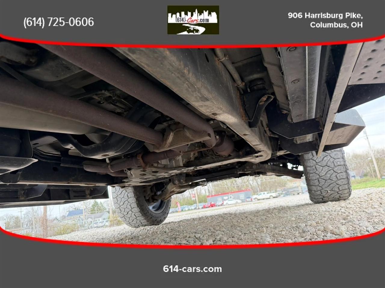 Nissan Titan SV Crew Cab 4WD 2012