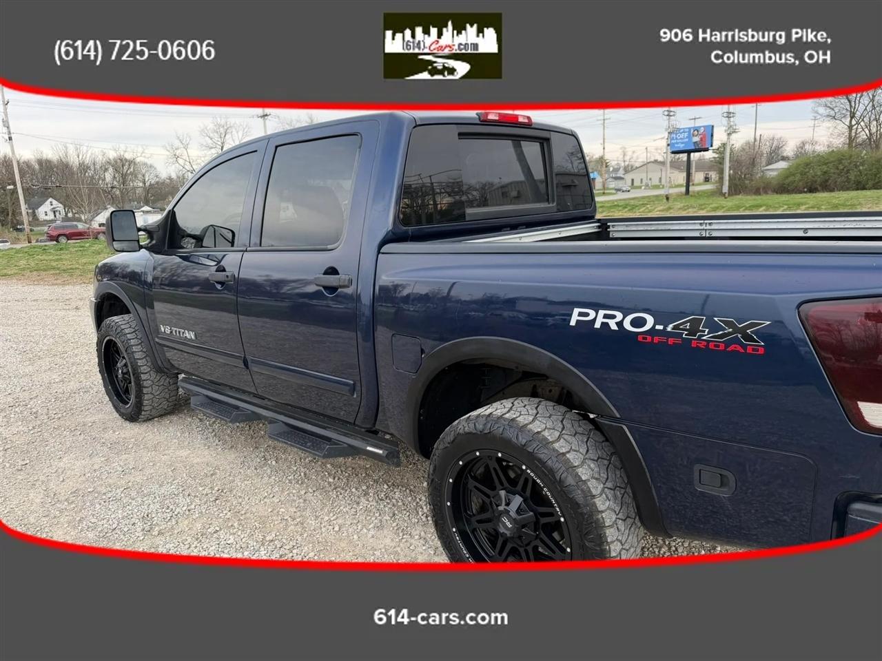 Nissan Titan SV Crew Cab 4WD 2012