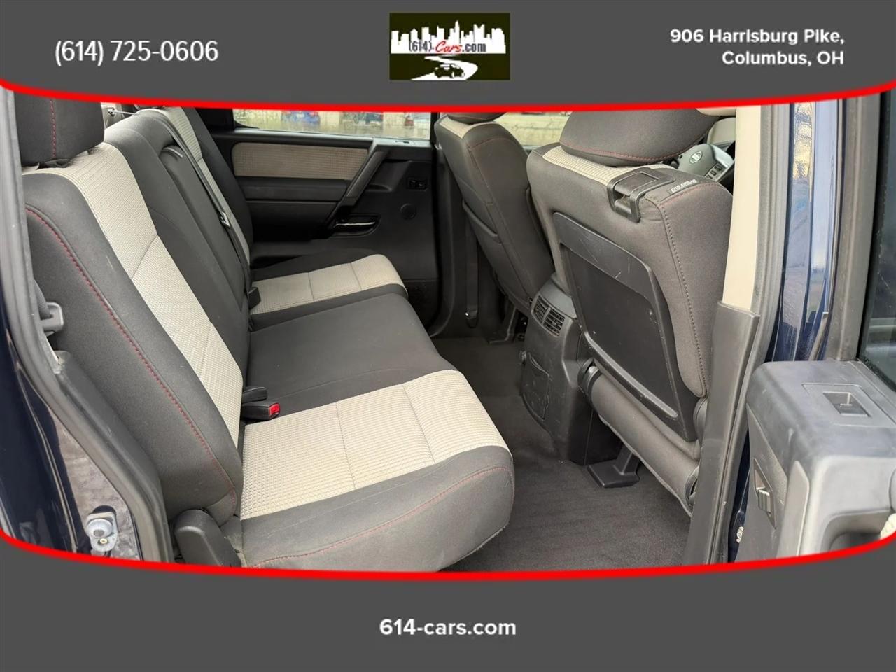 Nissan Titan SV Crew Cab 4WD 2012