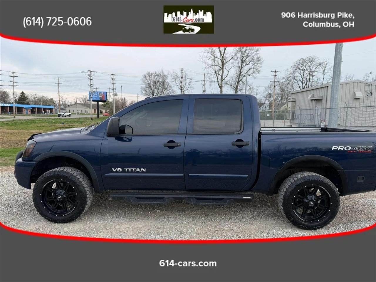 Nissan Titan SV Crew Cab 4WD 2012