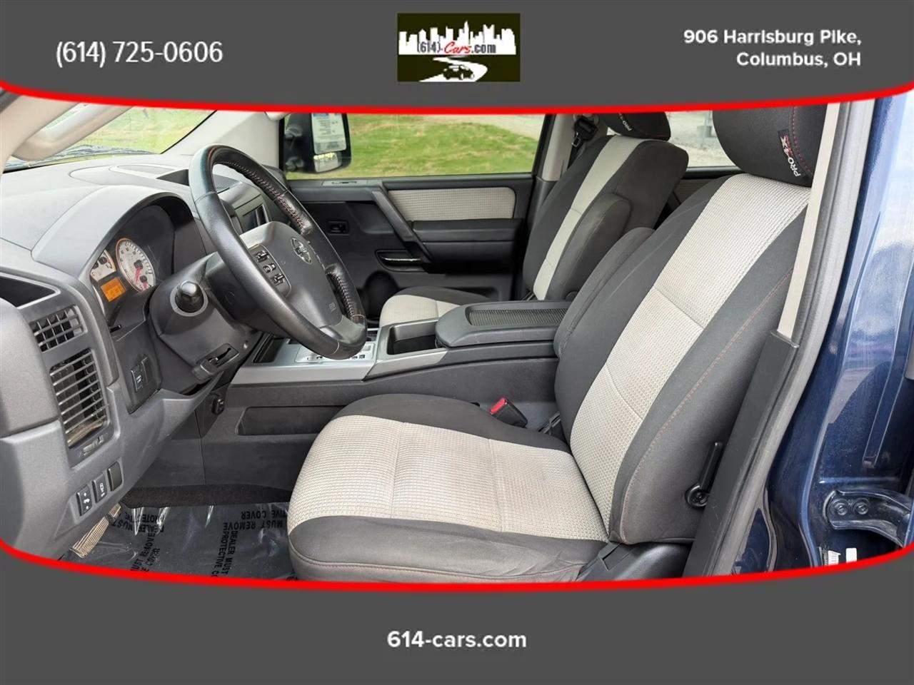 Nissan Titan SV Crew Cab 4WD 2012