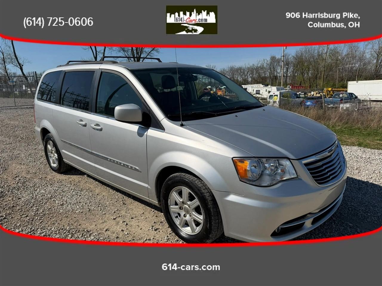 Chrysler Town & Country Touring 2012