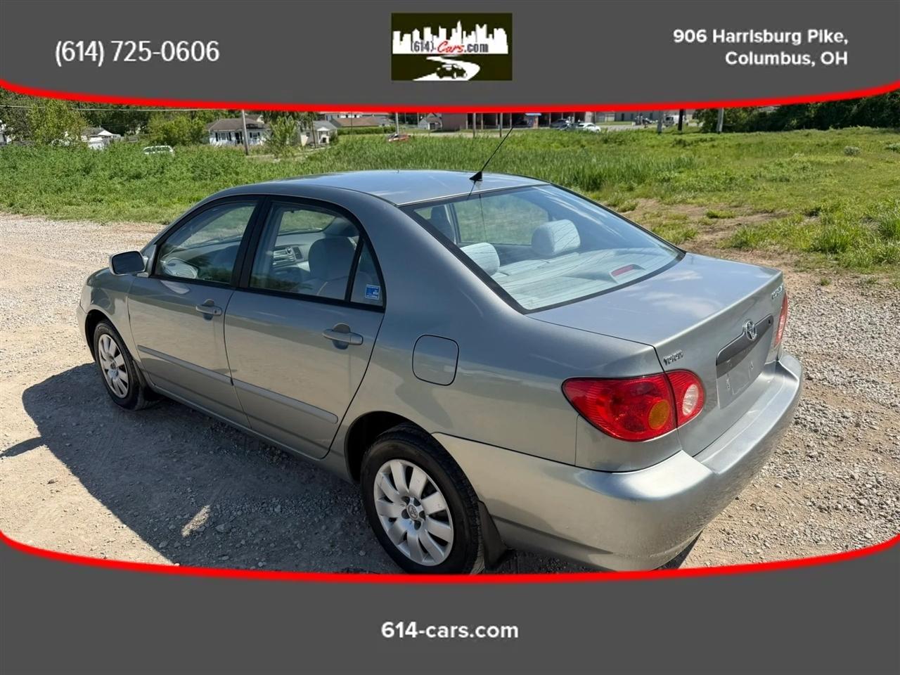 Toyota Corolla LE 2004