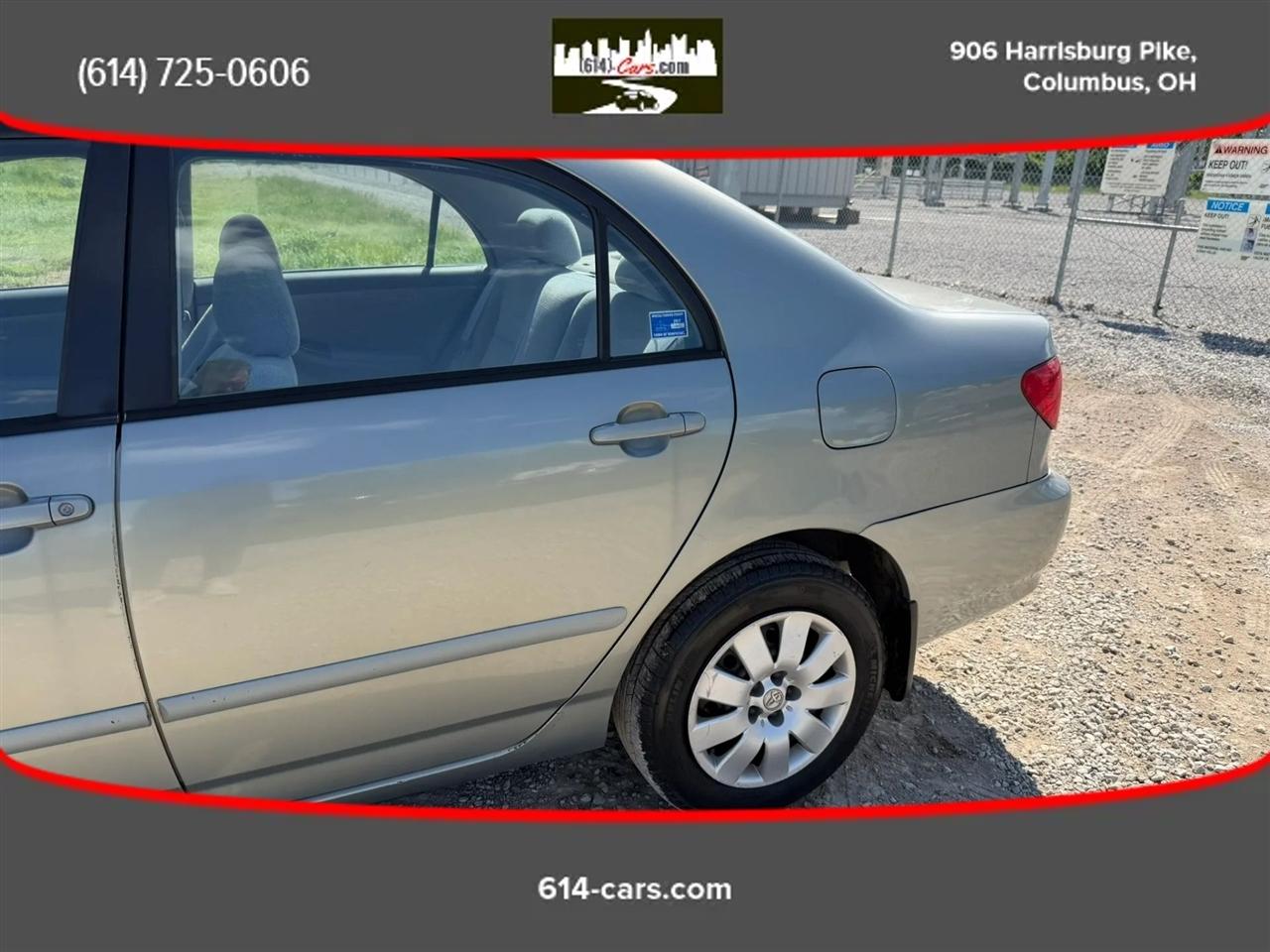 Toyota Corolla LE 2004