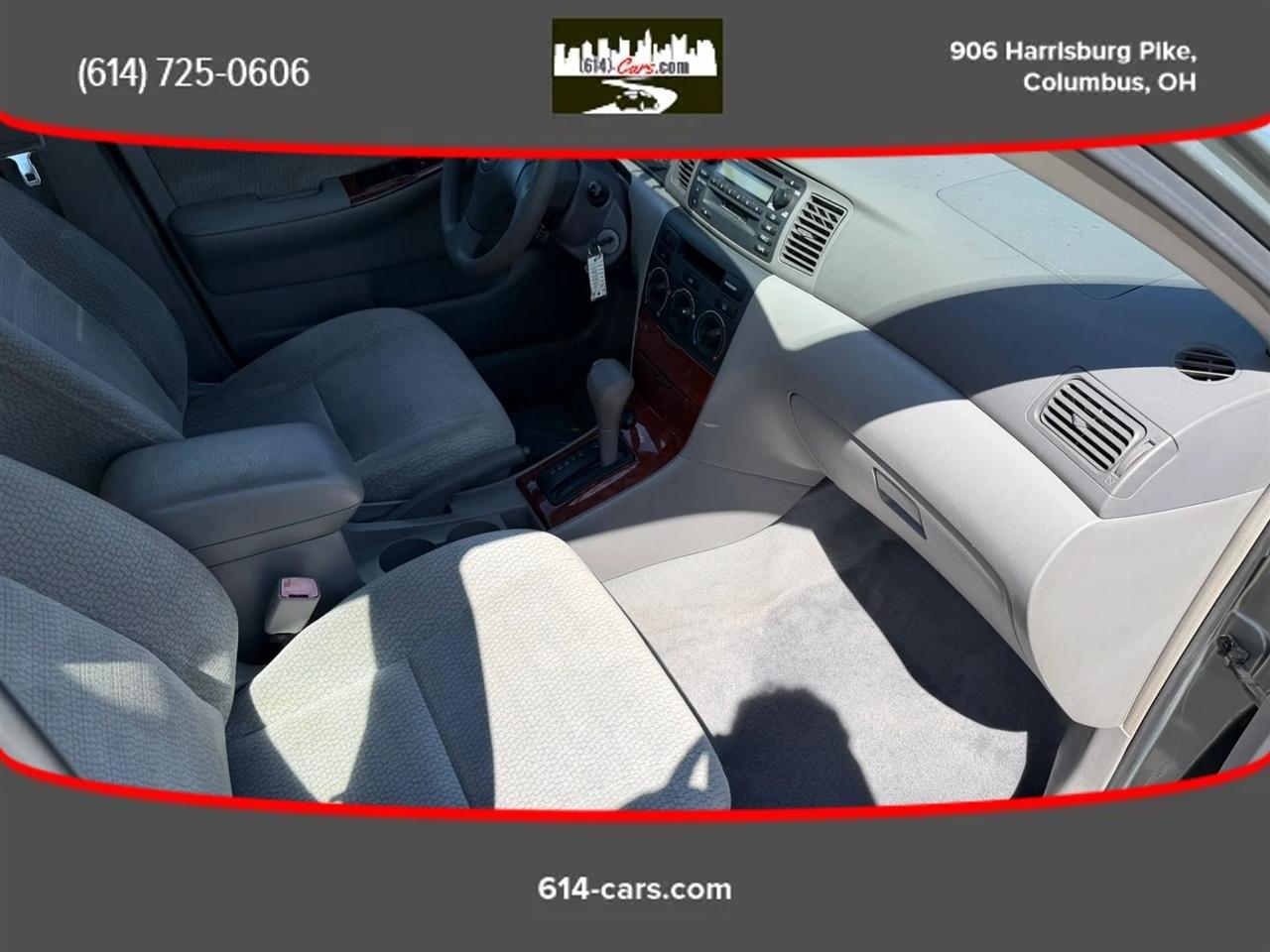 Toyota Corolla LE 2004