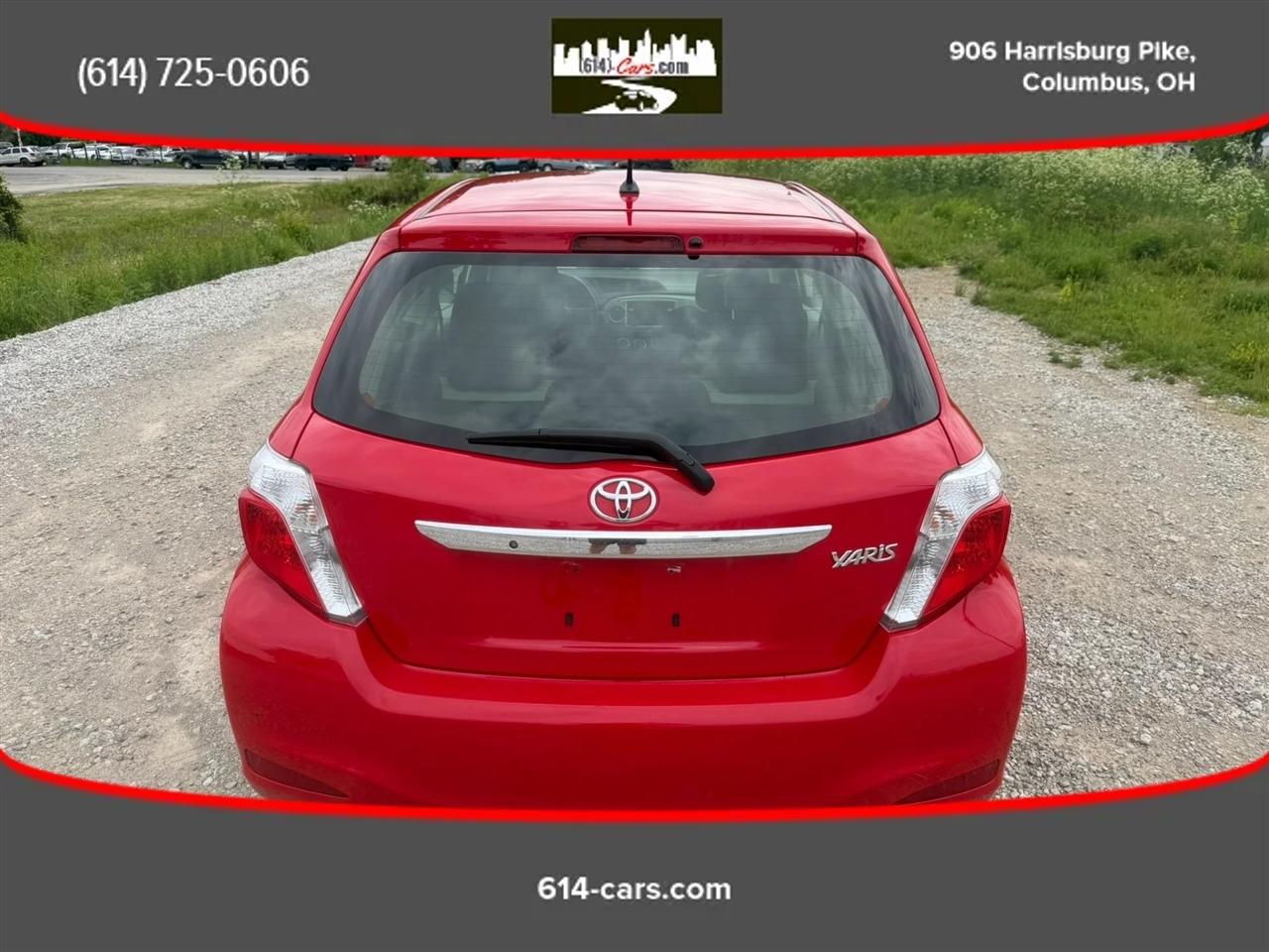 Toyota Yaris L 3-Door MT 2012