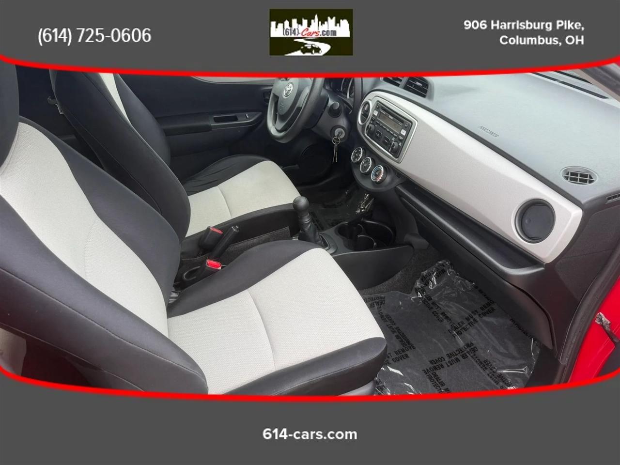 Toyota Yaris L 3-Door MT 2012