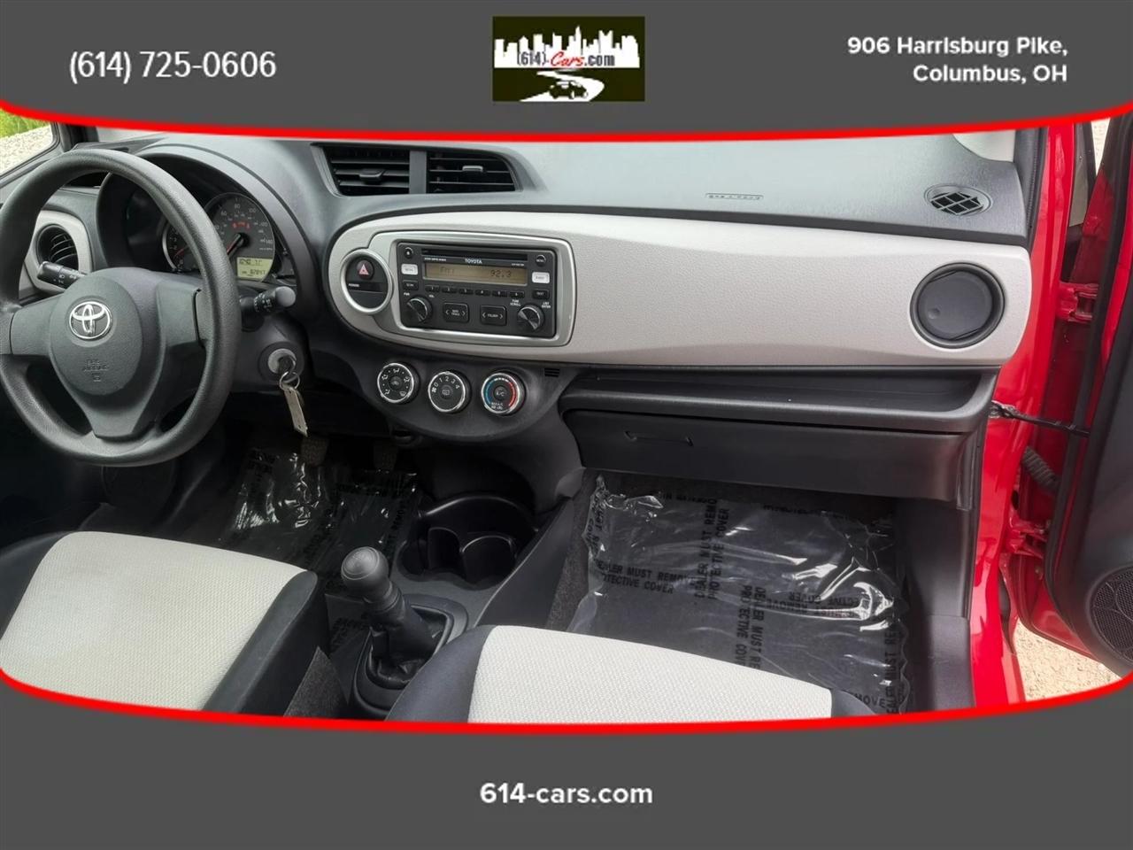 Toyota Yaris L 3-Door MT 2012